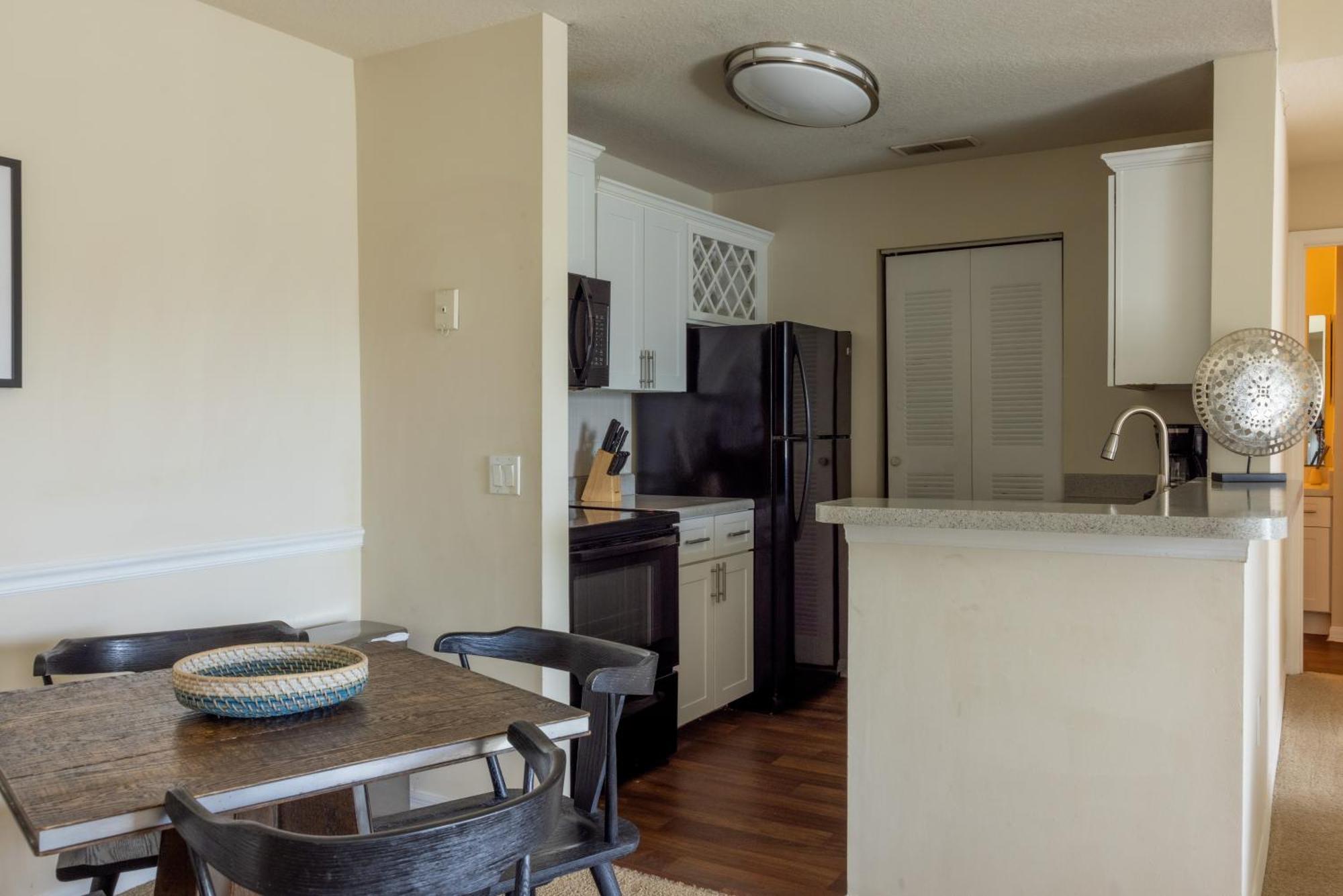 Champions Walk Apartments By Barsala Bradenton Room photo