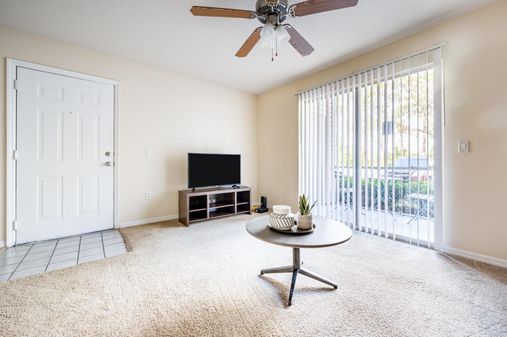 Champions Walk Apartments By Barsala Bradenton Room photo